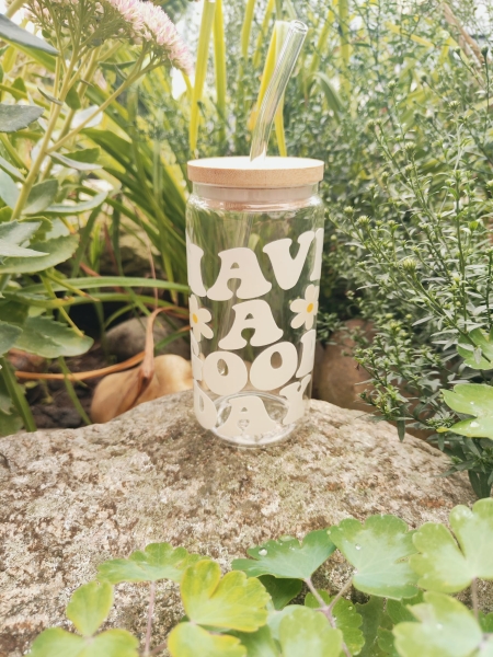 Trinkglas mit Deckel und Röhrchen "have a good day'